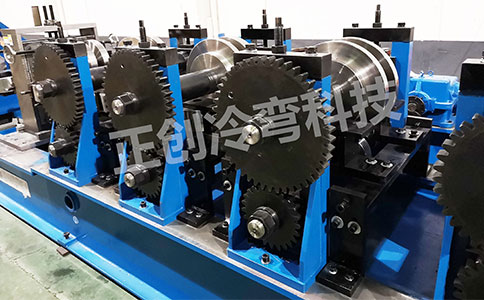 汽车性欲色视频污污污下载导航冷弯成型设备